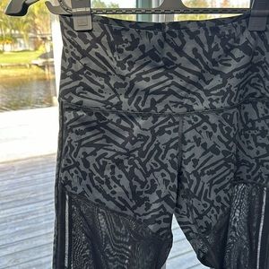 Lululemon tights with sheer panels - size 10